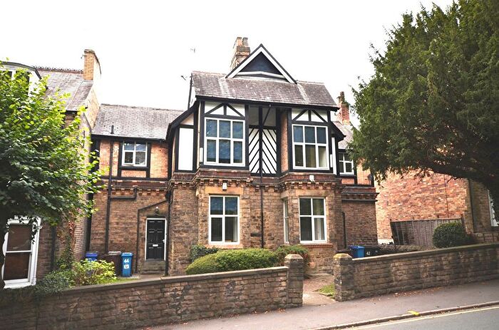 6 Bedroom Semi-detached House For Sale In Brocco Bank, Sheffield, S11