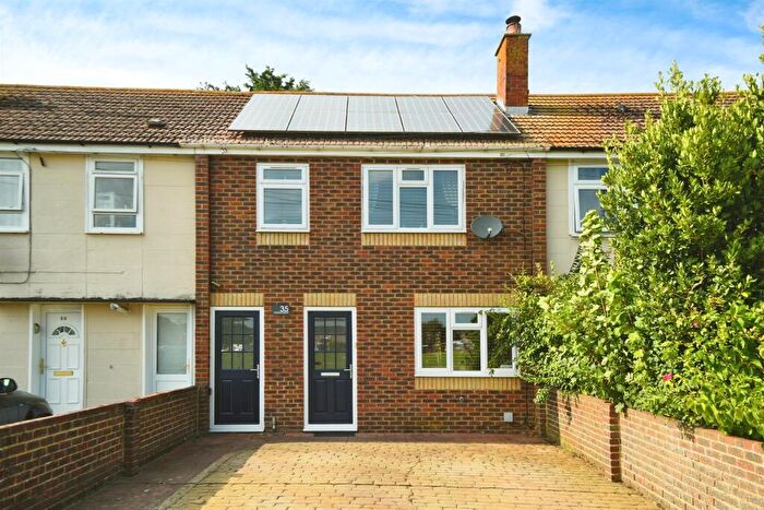 3 Bedroom Terraced House For Sale In Buckhurst Crescent, Swindon, SN3