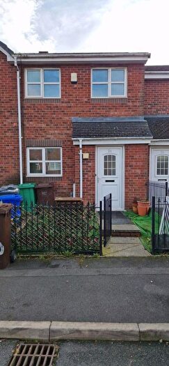3 Bedroom Town House To Rent In Rushberry Avenue, Manchester, M40