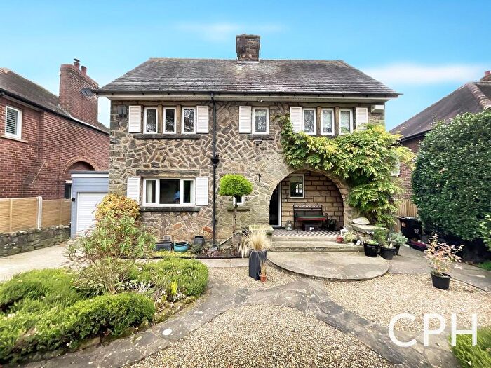 3 Bedroom Property For Sale In Hillcrest Avenue, Scarborough, YO12