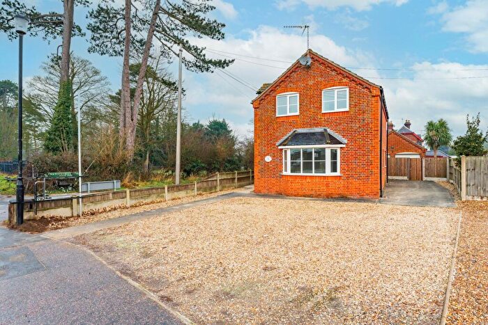 4 Bedroom Detached House To Rent In Main Road, Ormesby, NR29