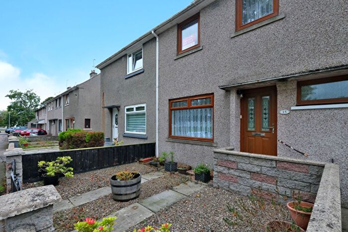 2 Bedroom Terraced House For Sale In Ythan Road, Aberdeen, AB16