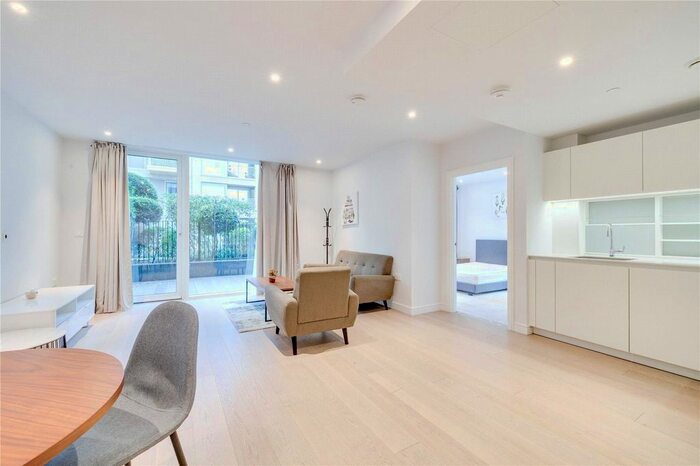 2 Bedroom Flat To Rent In Fairwater House, Lockgate Road, SW6