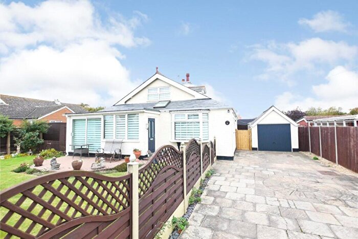 2 Bedroom Detached House For Sale In Park Road West, Sutton-on-Sea, Mablethorpe, Lincolnshire, LN12