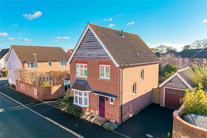 3 Bedroom Detached House For Sale In Leigh Woods Lane, Devizes, Wiltshire, SN10