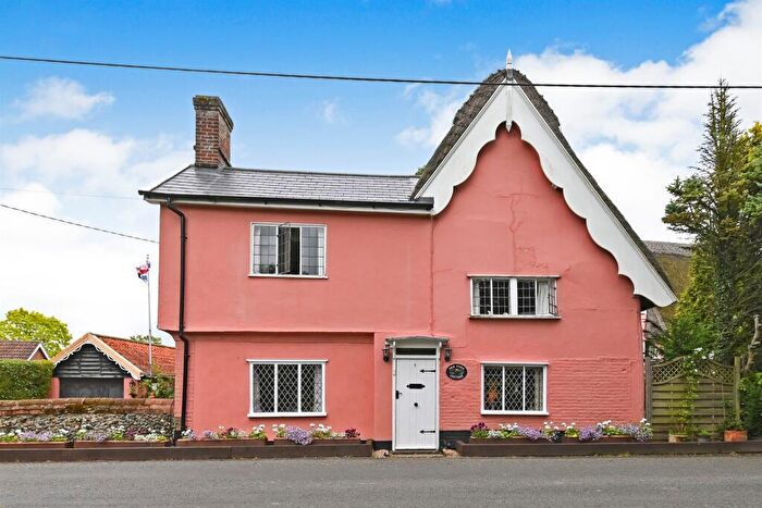 3 Bedroom Character Property For Sale In Mill Street, Gislingham, Eye, IP23