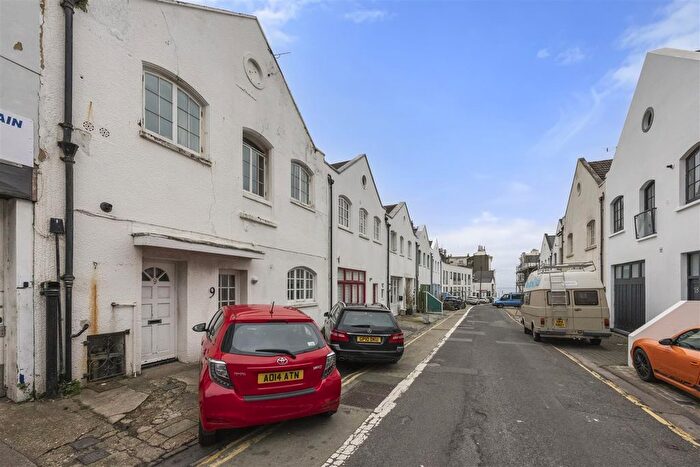 6 Bedroom Terraced House To Rent In St. Johns Road, Hove, BN3