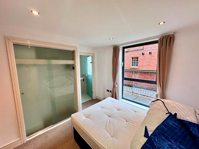 2 Bedroom Apartment To Rent In The Ropewalk, City Cente, NG1