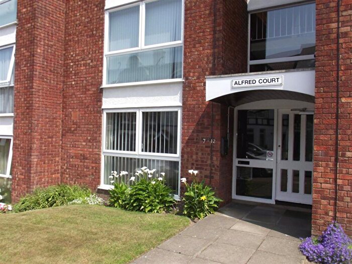 2 Bedroom Flat For Sale In Alfred Road, Cromer, Norfolk, NR27