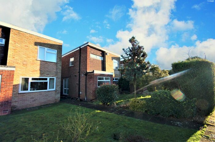 3 Bedroom Link Detached House To Rent In Barrow Close, Coventry CV2