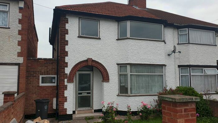 3 Bedroom Semi-Detached House To Rent In Westmorland Avenue, Belgrave, Leicester, LE4
