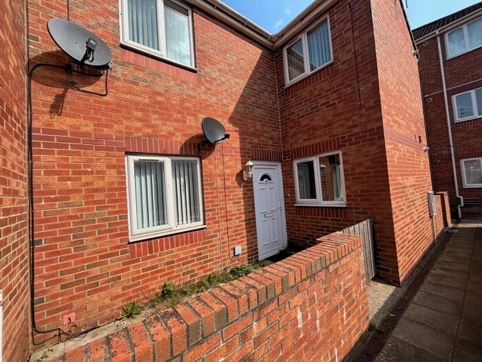 2 Bedroom Flat To Rent In Northumberland Court, Blyth, NE24