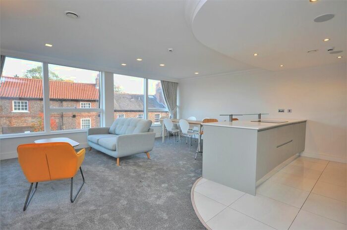 2 Bedroom Flat To Rent In The Courtyard, St. Martins Lane, York, YO1