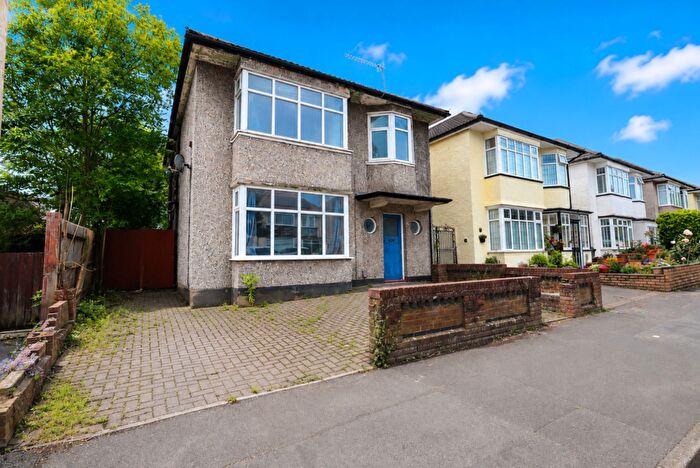 4 Bedroom Detached House For Sale In Barrie Road, Bournemouth, BH9