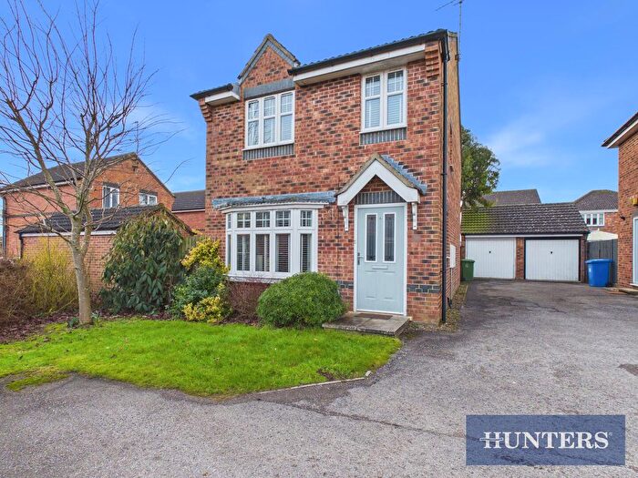 3 Bedroom Property To Rent In Longleat Avenue, Bridlington, YO16