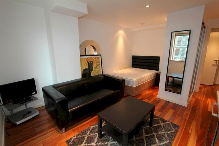 Studio To Rent In Wellington Street, Leeds, LS1