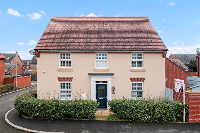 4 Bedroom Detached House For Sale In Claydon Avenue, Barton Seagrave, NN15
