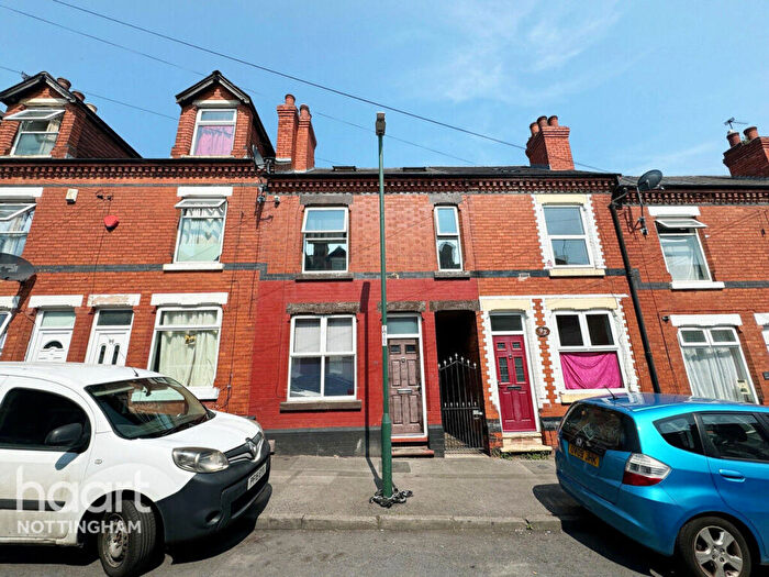 3 Bedroom Terraced House For Sale In Westwood Road, Nottingham, NG2