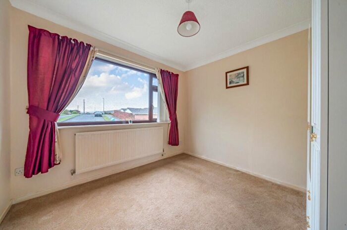 4 Bedroom Bungalow For Sale In Holcombe Drive, Llandrindod Wells, Powys, LD1