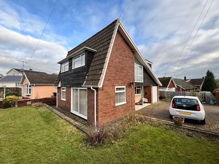 3 Bedroom Detached House For Sale In Fairfield, Penperlleni, Pontypool, NP4