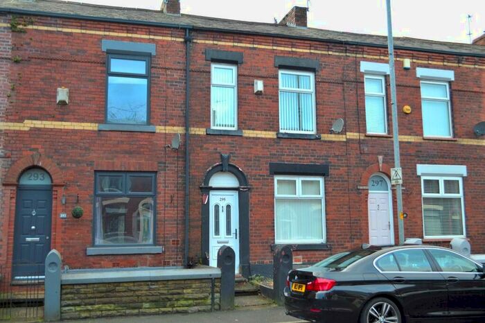 3 Bedroom Terraced House To Rent In Rochdale Road, Royton, Oldham, OL2