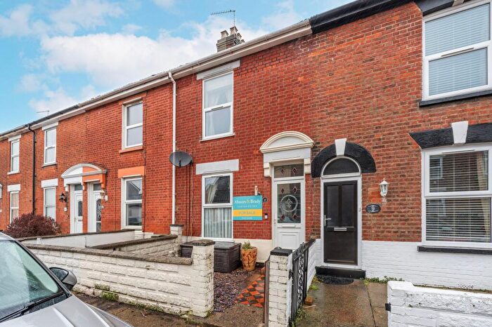 3 Bedroom Terraced House For Sale In Hammond Road, Great Yarmouth, NR30