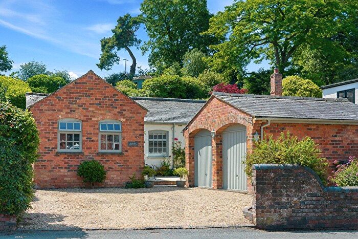 3 Bedroom Bungalow For Sale In Hurcott Village, Kidderminster, Worcestershire, DY10