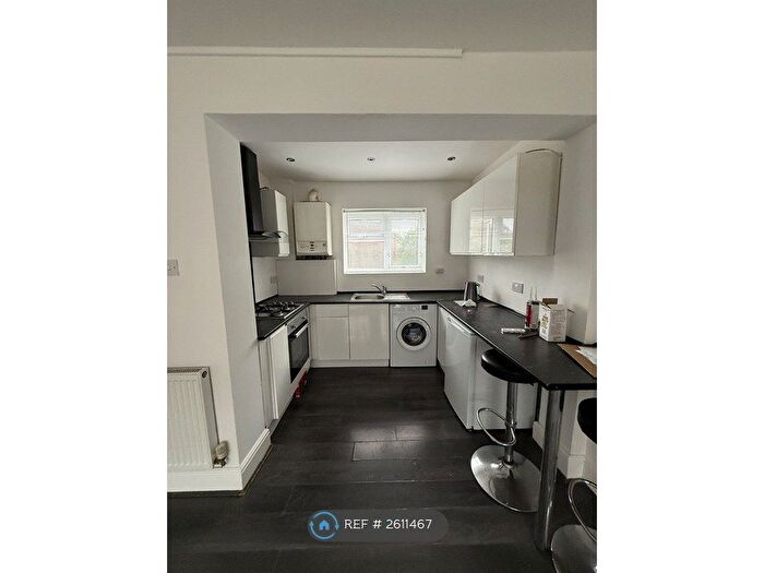 1 Bedroom Flat To Rent In Thornside Walk, Liverpool, L25