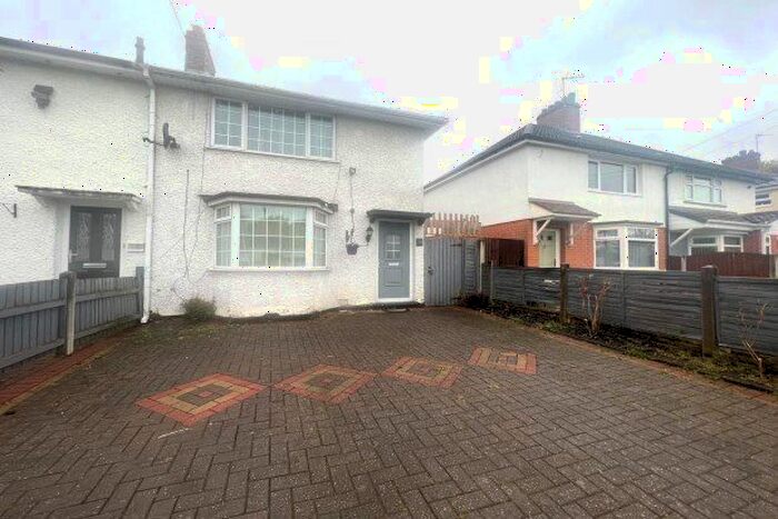 3 Bedroom Terraced House To Rent In The Centre Way, Birmingham, B14