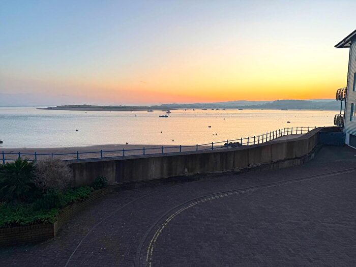 1 Bedroom Flat For Sale In Shelly Road, Exmouth, EX8