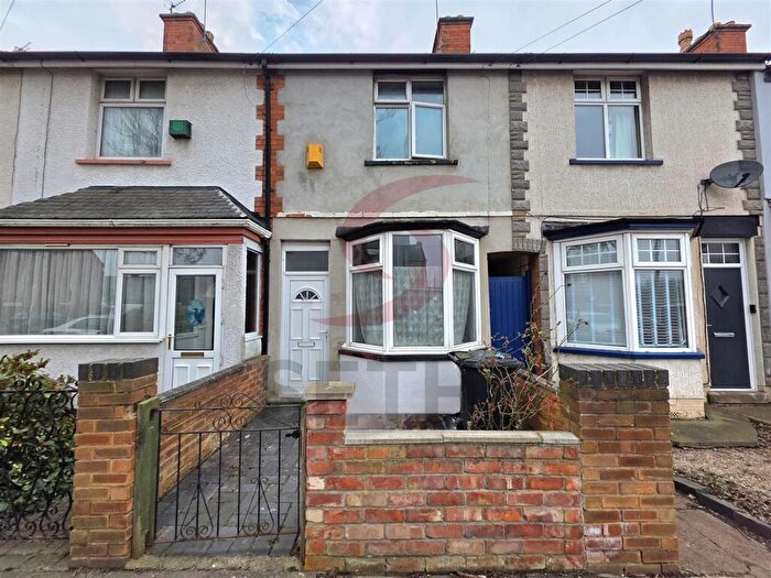 3 Bedroom Terraced House To Rent In Essex Road, Northfields, Leicester, LE4