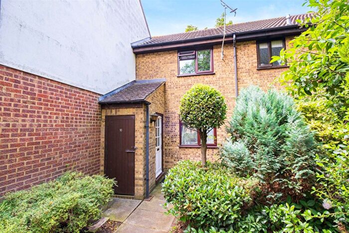 1 Bedroom Terraced House To Rent In Windermere Way, West Drayton, UB7