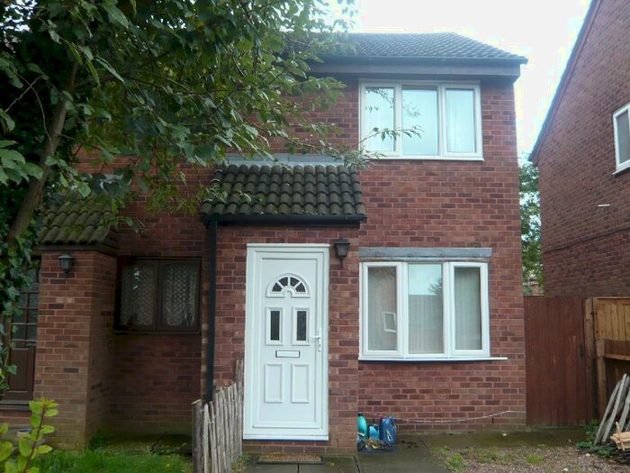 2 Bedroom House To Rent In Warren Drive, Leicester, LE4