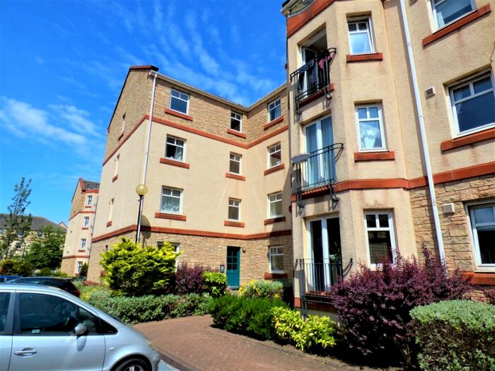 2 Bedroom Flat To Rent In Sinclair Place, Shandon, Edinburgh, EH11