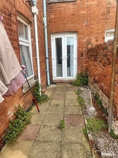 2 Bedroom Property To Rent In Lynton Road, Burnham On Sea, TA8