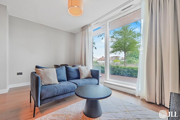 1 Bedroom Flat To Rent In Copperworks Wharf, London, E15