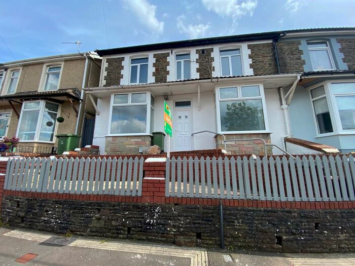 3 Bedroom House To Rent In Graig Avenue, Pontypridd, CF37