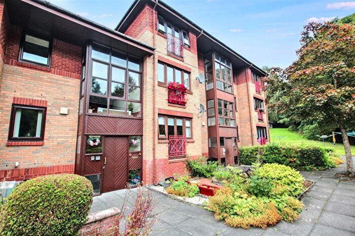 1 Bedroom Flat For Sale In Old Bridgend, Carluke, ML8