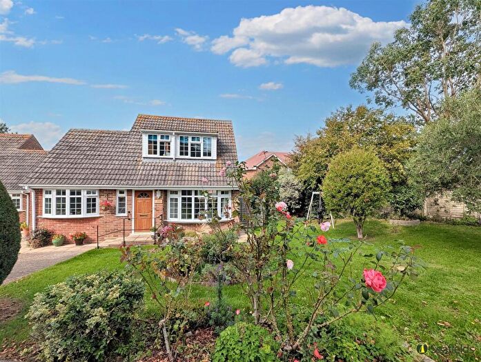 3 Bedroom Detached House For Sale In High Salterns, Seaview, PO34