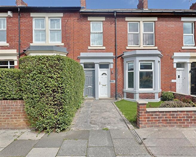 2 Bedroom Flat To Rent In Beaumont Terrace, South Gosforth, Newcastle-Upon-Tyne, NE3