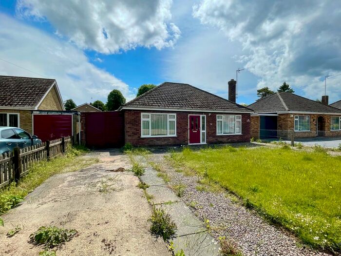 2 Bedroom Bungalow To Rent In Daniels Crescent, Long Sutton, Spalding, PE12