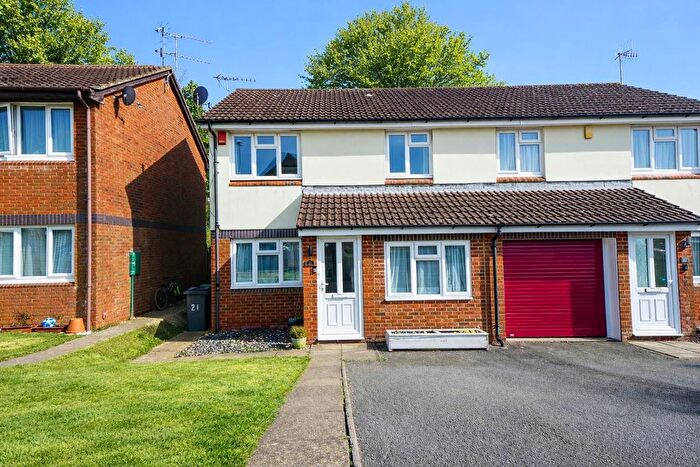 4 Bedroom Semi-Detached House For Sale In Harvest Way, St. Leonards-On-Sea, TN37