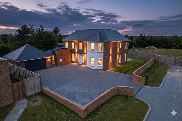 4 Bedroom Detached House For Sale In Little Horsted, East Sussex, TN22