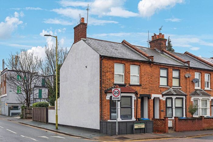 1 Bedroom Maisonette For Sale In Sandringham Road, Watford, WD24