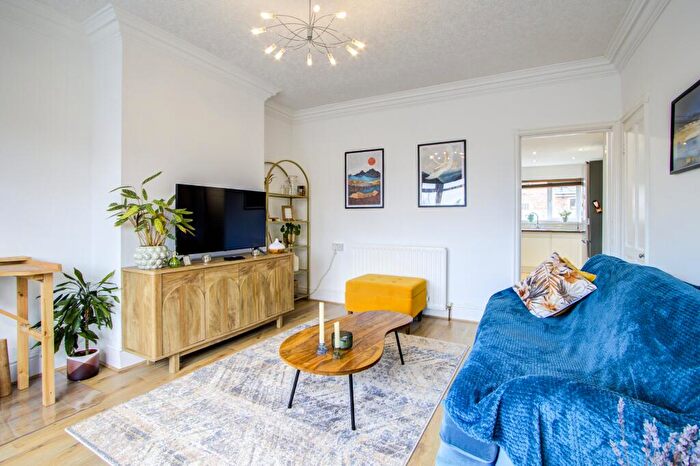 2 Bedroom House To Rent In Crossley Terrace, Palmersville, NE12