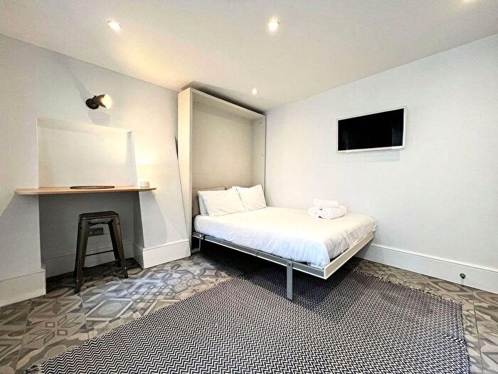 Studio To Rent In Gloucester Place, London, NW1