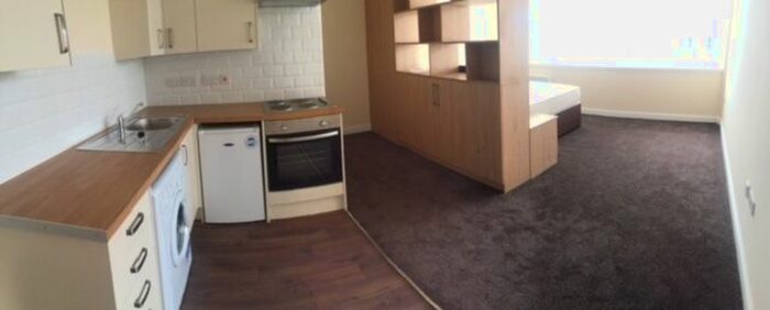 1 Bedroom Studio To Rent In Queen Street, Wakefield, WF1