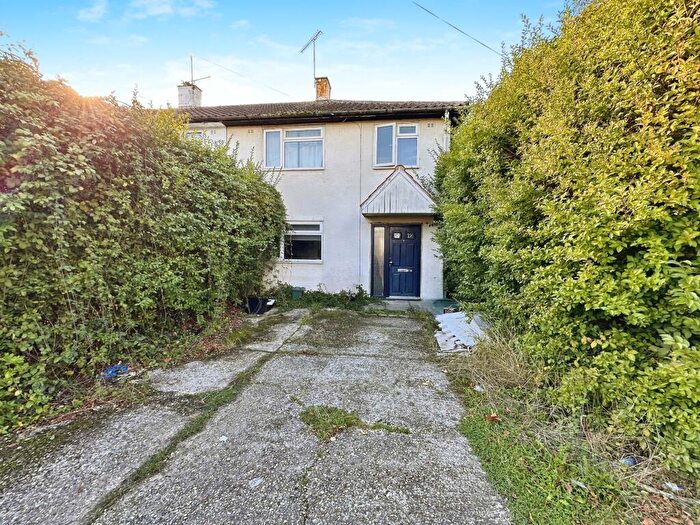 3 Bedroom End Of Terrace House To Rent In Savernake Road, Chelmsford, CM1