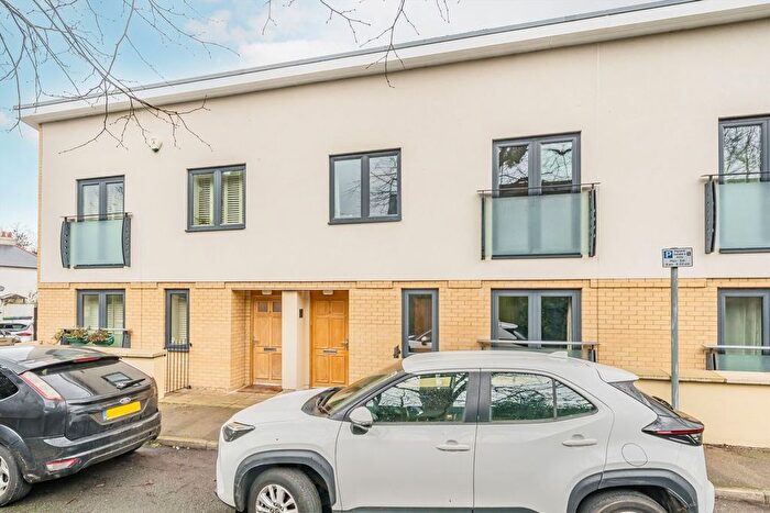 2 Bedroom Terraced House For Sale In Seething Wells Lane, Surbiton, KT6