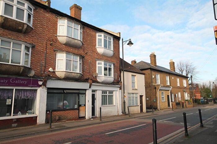 1 Bedroom Flat To Rent In West Street, Carshalton, SM5
